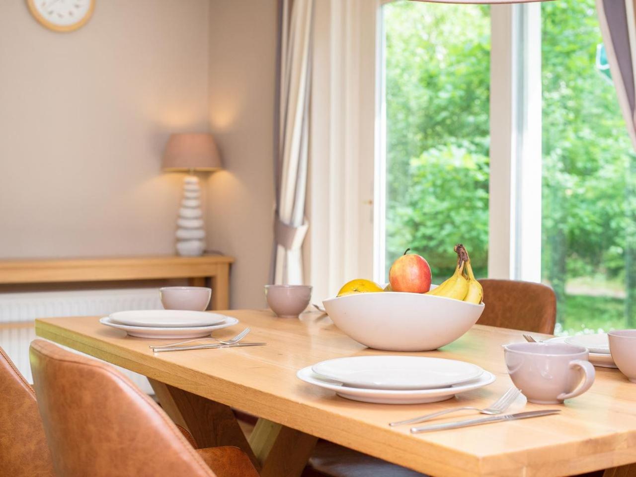 Luxury 4-Person Bungalow In The Holiday Park Landal Twenhaarsveld Holten Exterior foto