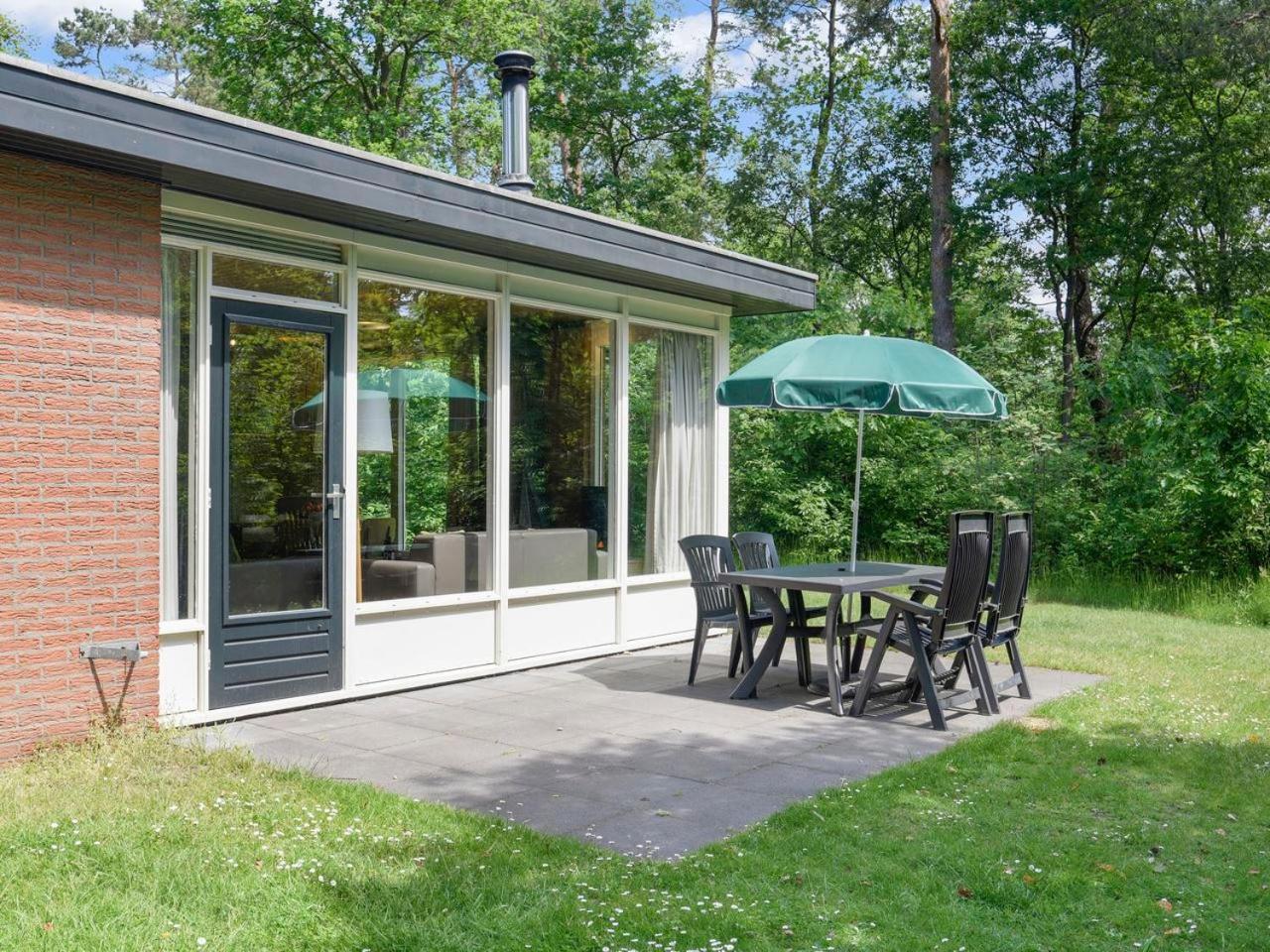 Luxury 4-Person Bungalow In The Holiday Park Landal Twenhaarsveld Holten Cameră foto