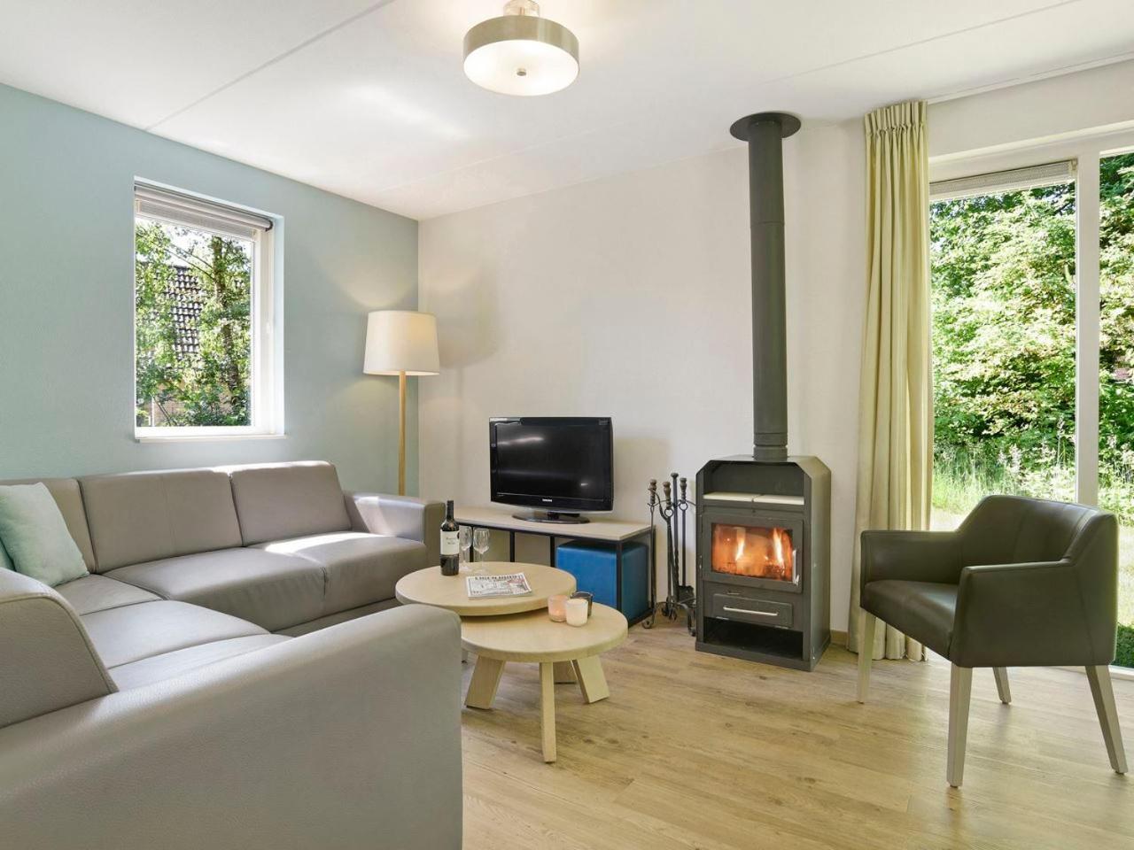 Luxury 4-Person Bungalow In The Holiday Park Landal Twenhaarsveld Holten Cameră foto